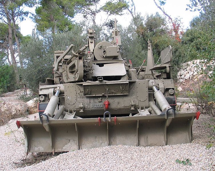 M107's rear hydraulic spades