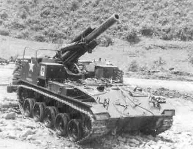 Battery A 92nd Armored Field Artillery Battalion, 8th Army near Kumhwa, Korea 8th June 1952