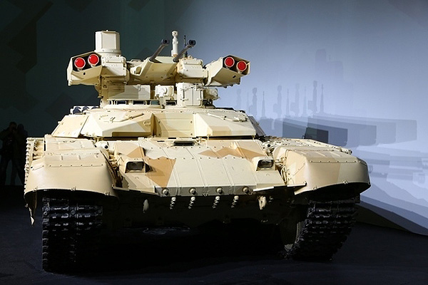 BMPT-72 Terminator 2 showcased at an expo