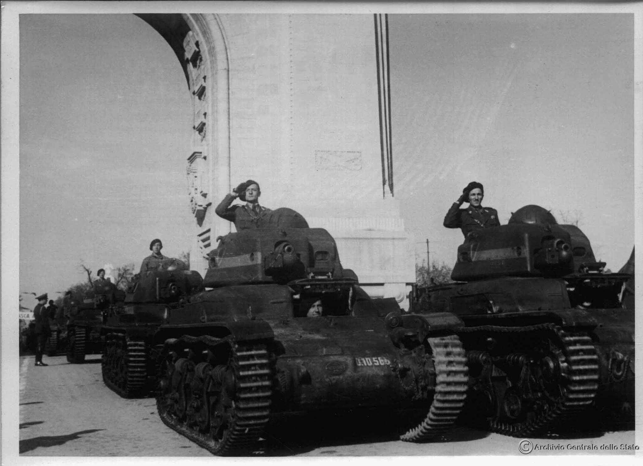 Romanian tankers parading in their Carul de Luptă R35 tanks after their successful invasion of Odessa.