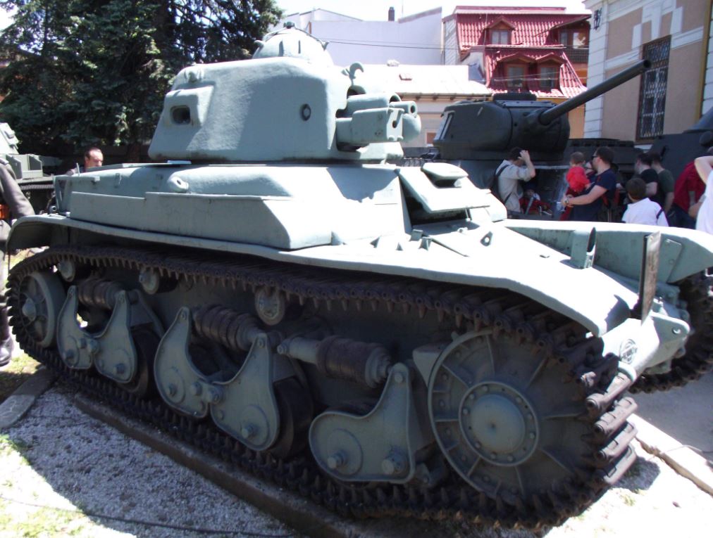 The last remaining Carul de Luptă R35 at the National Military Museum at Bucharest received the upgrades as mentioned above. The roadwheels are metal trimmed and the tracks seem different. - Photograph source: Stan Lucian