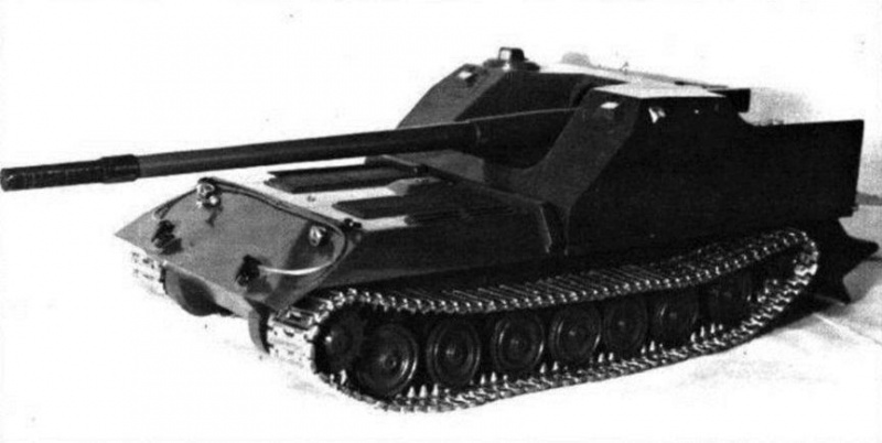 The small-scale mock-up of the Object 263